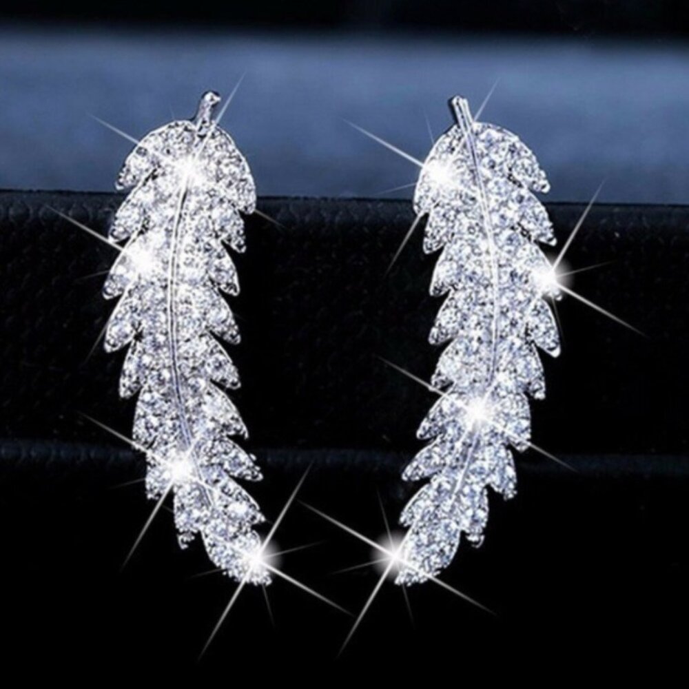 New Sterling Silver Diamond Marquis Leaf Earrings